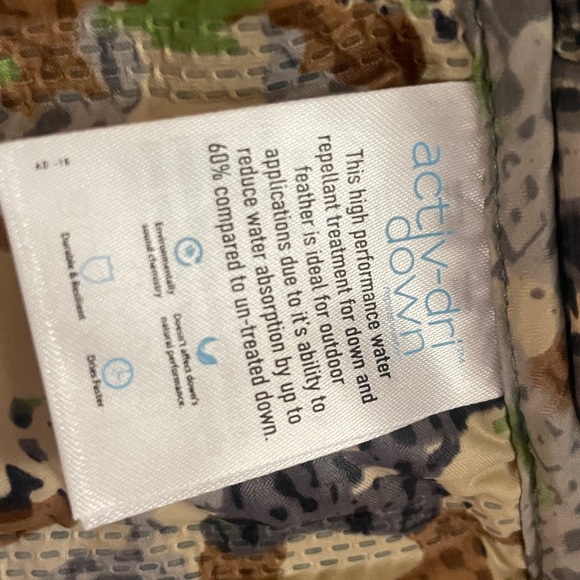 Forloh Women’s Thermoneutral Down Vest size M - Picture 14 of 15